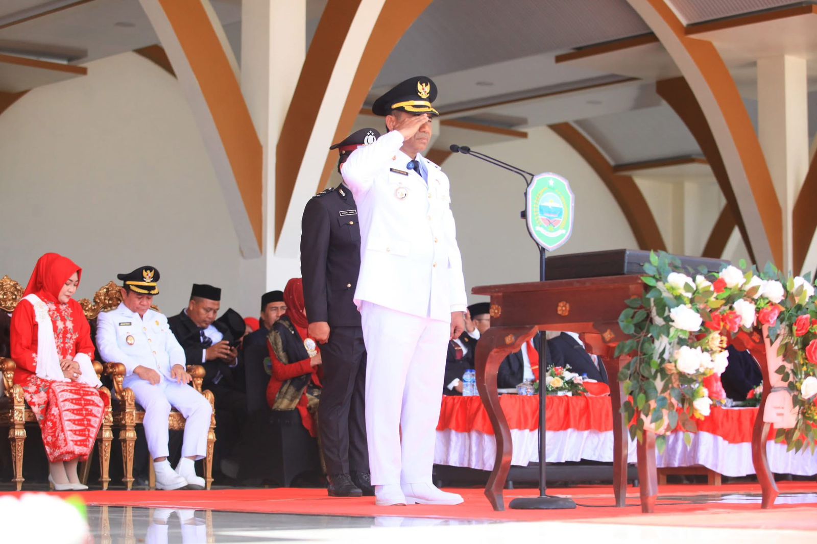 Sosialisasi Tranformasi Digital Dan Tata Kelola Keterbukaan Informasi Publik Dalam Dunia Pendidikan Menuju Generasi Emas